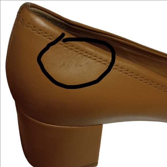 TORY BURCH TAN LEATHER HEELS WITH FRONT LOGO - Picture 12 of 14